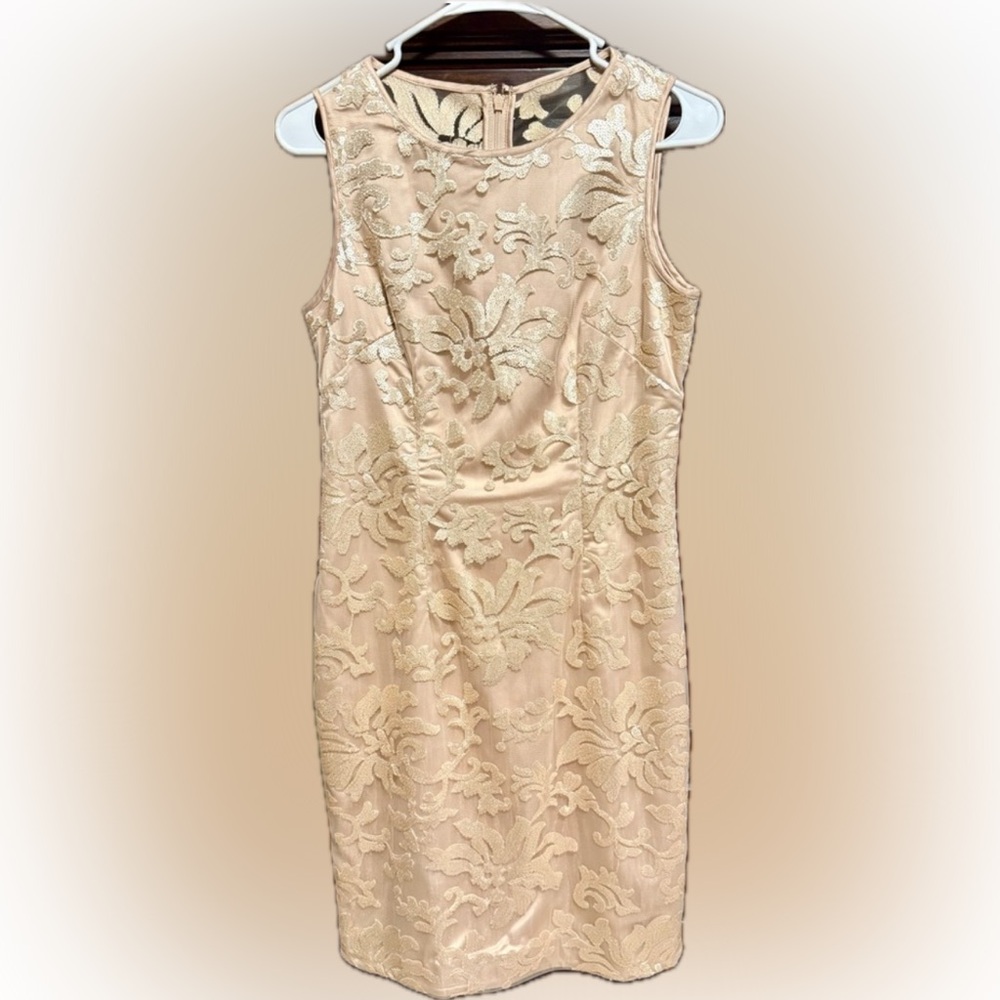 NWT! Gorgeous Vince Camuto Champaign/tan dress! Size 4!